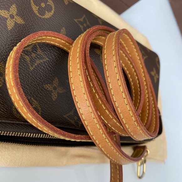SOLD❌ Louis Vuitton Eva Clutch - Picture 10 of 12